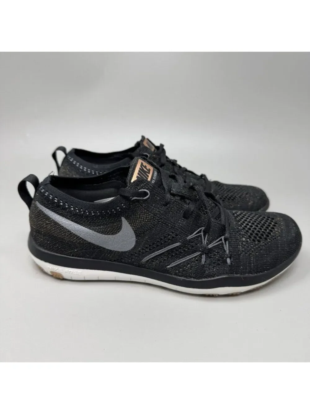 Nike Free TR Focus Flyknit Running Shoes Womens 7 Black Sneakers 844817-002